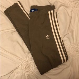 Adidas leggings